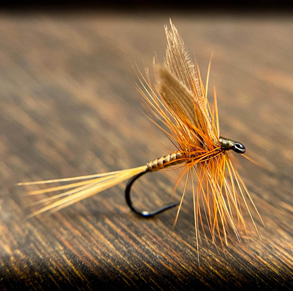 Upright dun style dry fly.